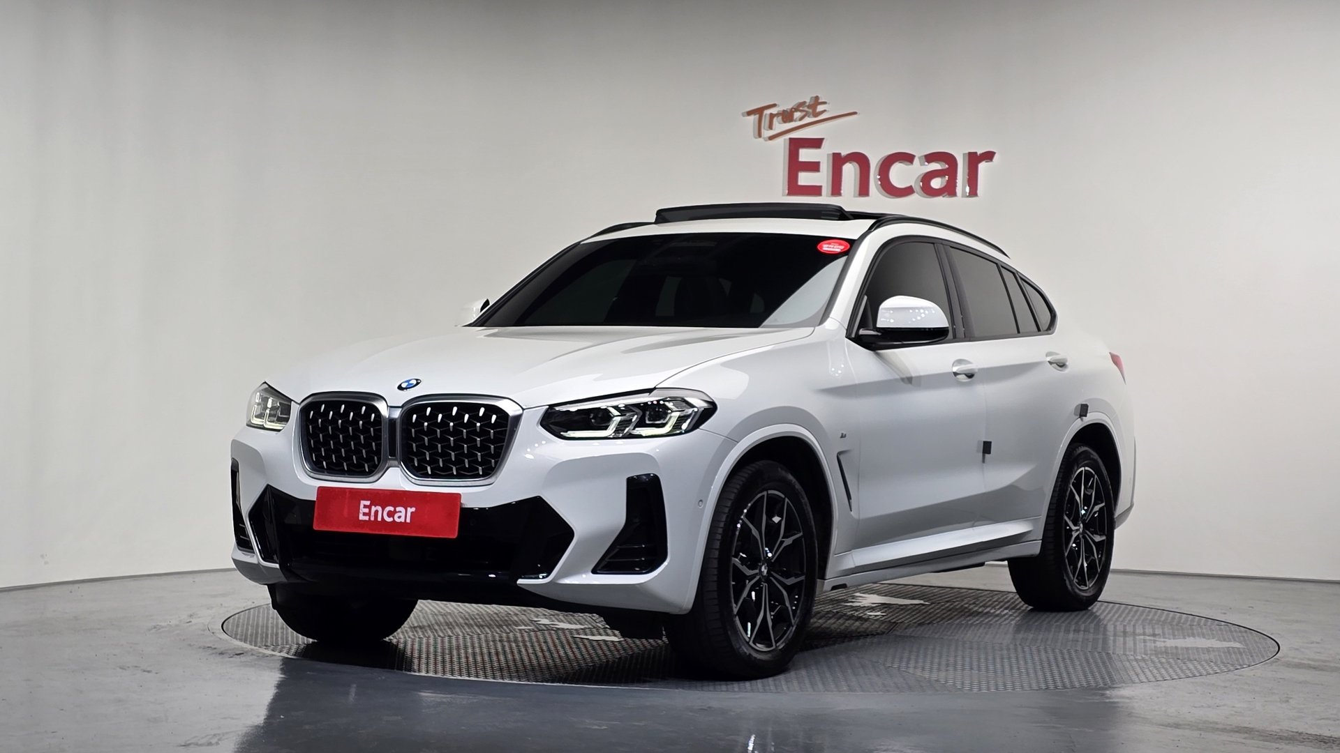 BMW X4 - View 1