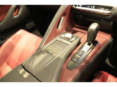2019 Lexus LC — миниатюра 31