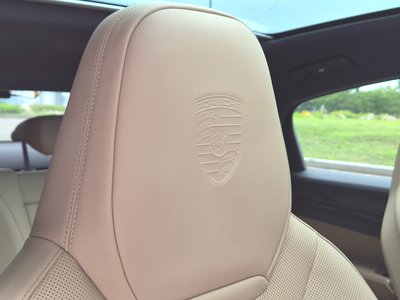 PORSCHE CAYENNE - 10