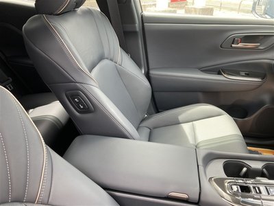 2025 Toyota CROWN SPORT thumbnail 20