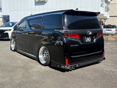 TOYOTA VELLFIRE - 10
