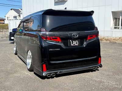 TOYOTA VELLFIRE - 9