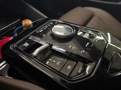 صورة 9 لـ 2025 BMW 5 SERIES