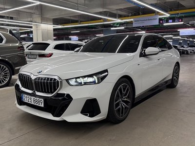 صورة 1 لـ 2025 BMW 5 SERIES