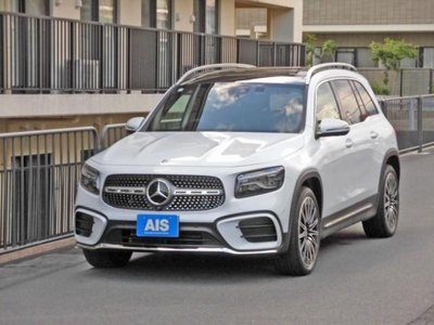 MERCEDES-BENZ GLB