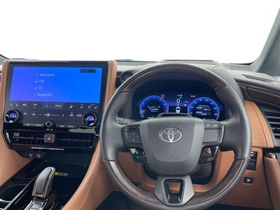 TOYOTA VELLFIRE - 9