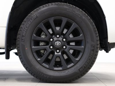 صورة مصغرة 42 لـ 2023 Toyota LAND CRUISER PRADO