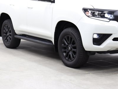 صورة مصغرة 36 لـ 2023 Toyota LAND CRUISER PRADO