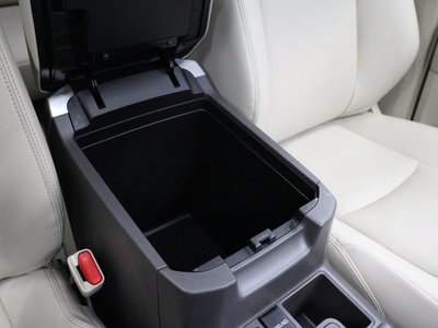 صورة مصغرة 125 لـ 2023 Toyota LAND CRUISER PRADO