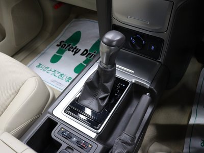 صورة مصغرة 119 لـ 2023 Toyota LAND CRUISER PRADO