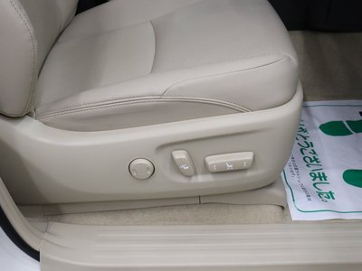 صورة مصغرة 83 لـ 2023 Toyota LAND CRUISER PRADO