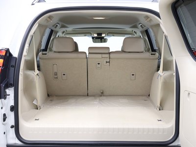 صورة مصغرة 69 لـ 2023 Toyota LAND CRUISER PRADO