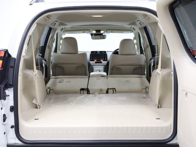 صورة مصغرة 77 لـ 2023 Toyota LAND CRUISER PRADO