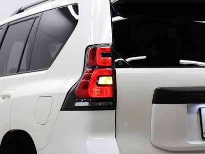 صورة مصغرة 56 لـ 2023 Toyota LAND CRUISER PRADO