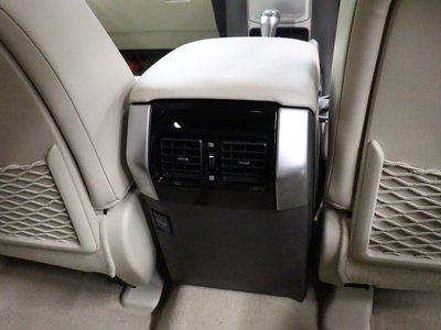 صورة مصغرة 151 لـ 2023 Toyota LAND CRUISER PRADO