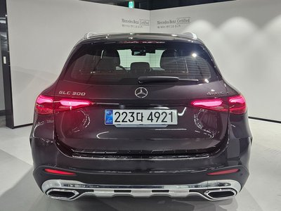 MERCEDES-BENZ GLC - 4