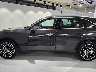 MERCEDES-BENZ GLC - 8