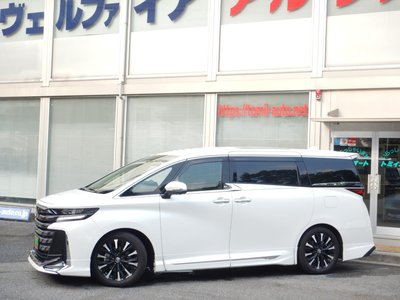 2023 Toyota VELLFIRE photo 3