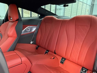 2024 BMW M8 — миниатюра 11
