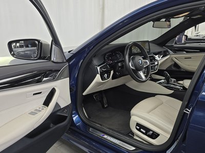 BMW 5 SERIES - 10