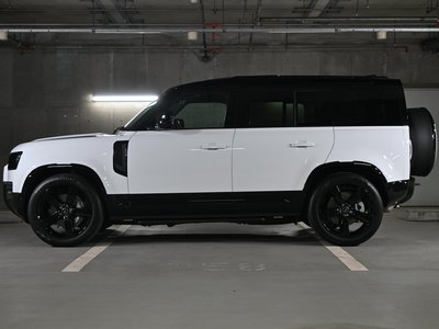 LAND ROVER DEFENDER - 6