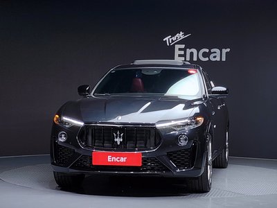 MASERATI LEVANTE - 2