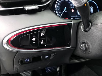 2022 Genesis ELECTRIFIED GV70 thumbnail 25