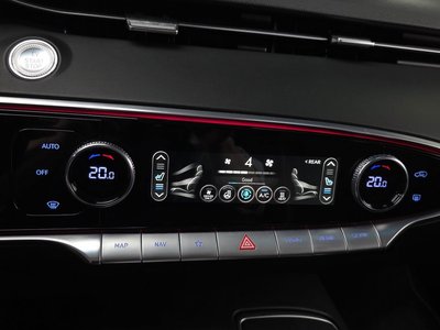 2022 Genesis ELECTRIFIED GV70 thumbnail 22