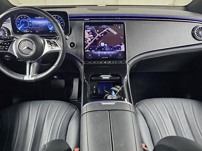 MERCEDES-BENZ EQE - 5