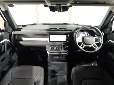 LAND ROVER DEFENDER - 2
