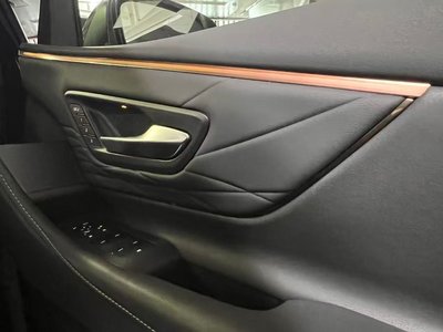 2024 Toyota ALPHARD — миниатюра 13