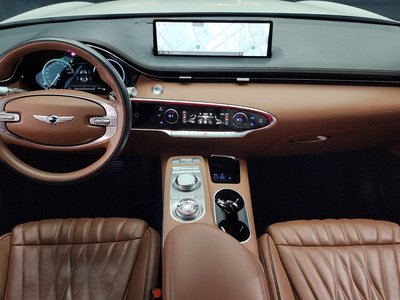 صورة 5 لـ 2022 Genesis GV70