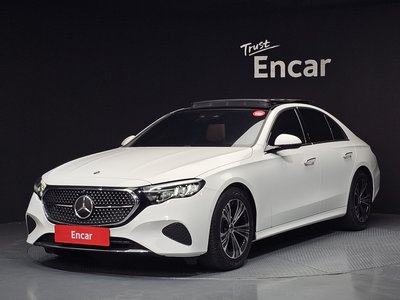 MERCEDES-BENZ E-CLASS - 1