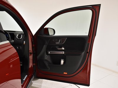 2024 Mercedes-BENZ GLB thumbnail 14