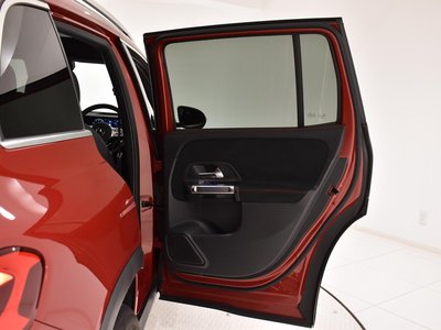 2024 Mercedes-BENZ GLB thumbnail 18