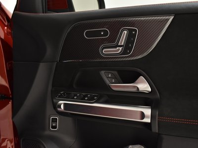 2024 Mercedes-BENZ GLB thumbnail 15