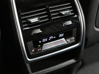 2024 BMW X5 — миниатюра 38