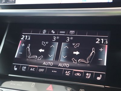 2022 AUDI RS6 AVANT — миниатюра 44