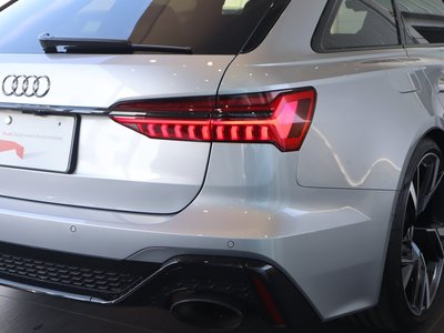 2022 AUDI RS6 AVANT — миниатюра 27
