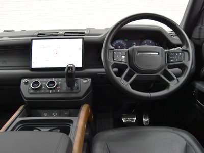 صورة مصغرة 12 لـ 2023 LAND Rover DEFENDER
