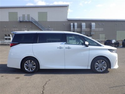 TOYOTA ALPHARD - 2