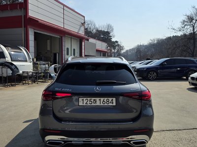 MERCEDES-BENZ GLC - 3