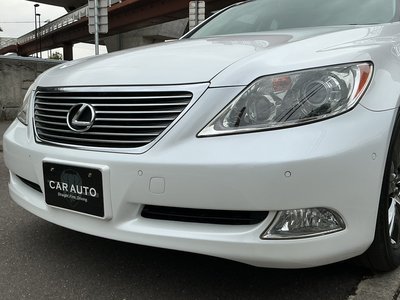 LEXUS LS - 8