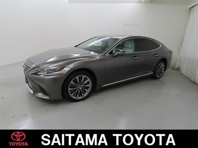 2017 Lexus LS photo 1
