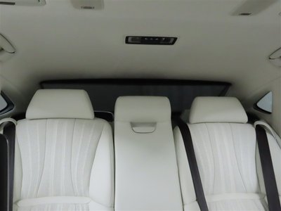 صورة مصغرة 30 لـ 2017 Lexus LS