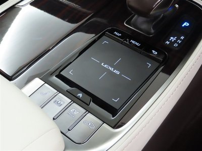 صورة مصغرة 21 لـ 2017 Lexus LS