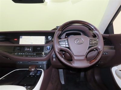 صورة مصغرة 13 لـ 2017 Lexus LS
