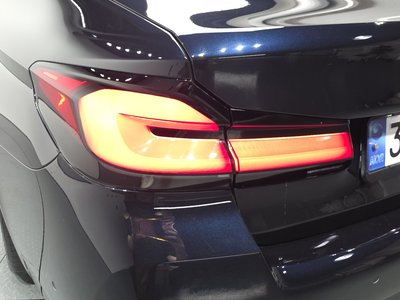 2023 BMW 5 SERIES photo 10