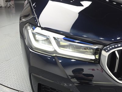 2023 BMW 5 SERIES photo 9