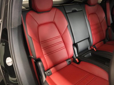 2024 Porsche CAYENNE — миниатюра 16